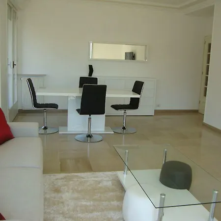 2 Bedroom Flat/water Front Apartment