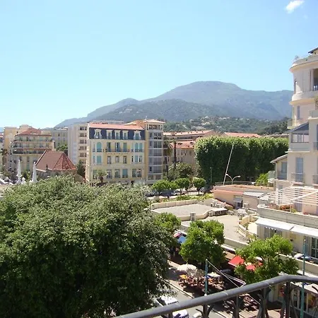 2 Bedroom Flat/water Front Menton